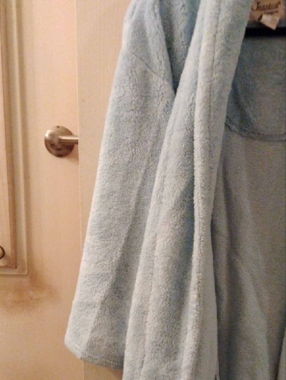 Jessica Light Blue Plush Robe - Picture 5 of 7